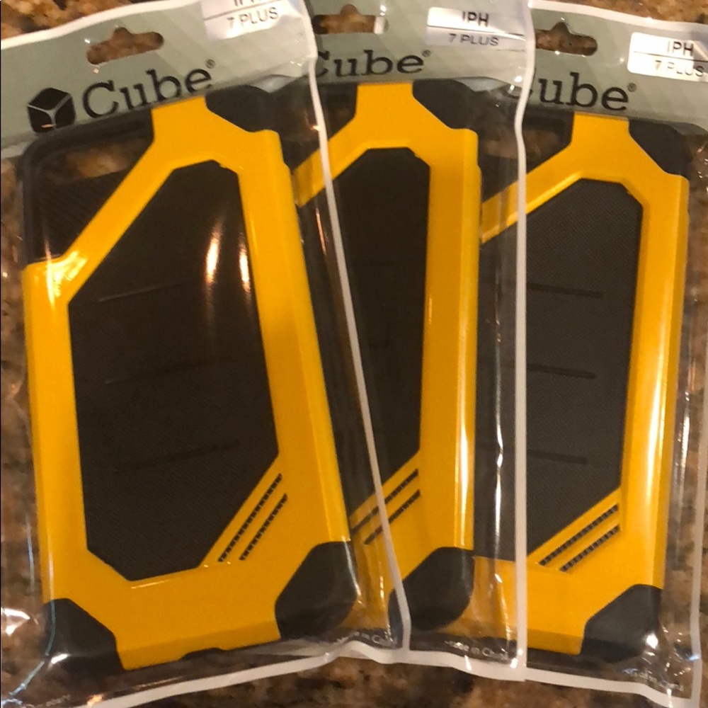Rugged case for iPhone and Samsung phones